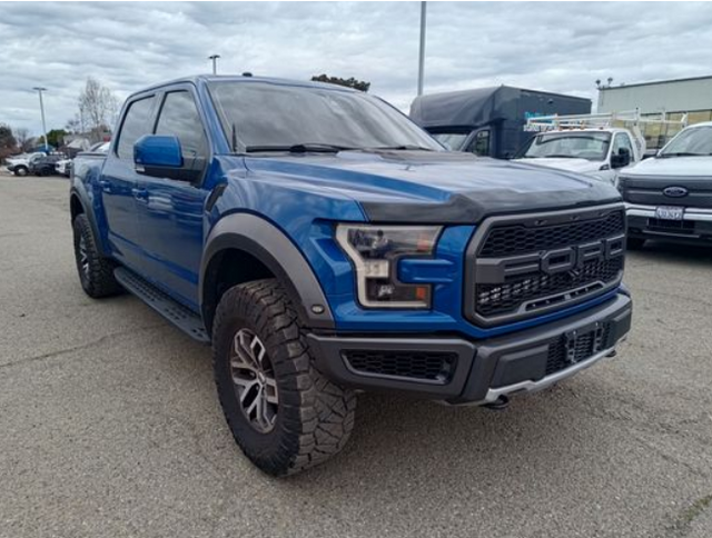 Lightning Blue 2018 Ford F-150 Pickup Truck Four-Wheel Drive Automatic