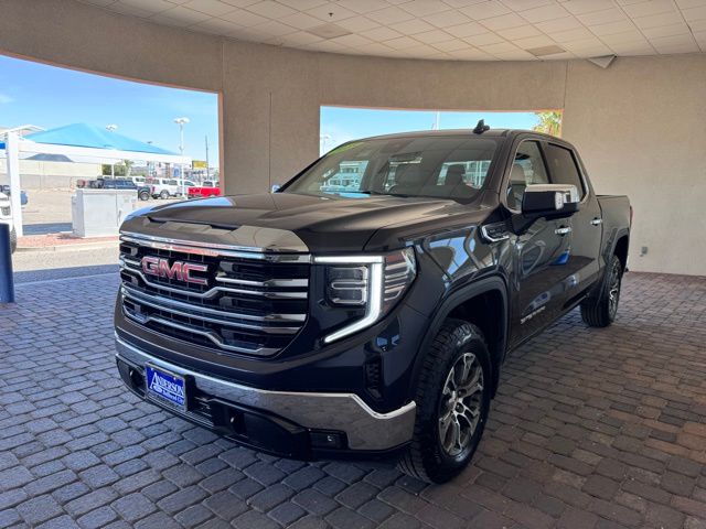 2025 GMC Sierra 1500 SLT Crew Cab 4WD