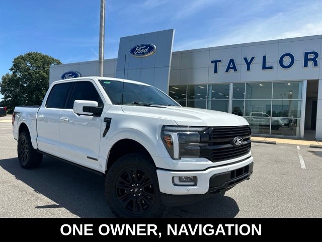 Star White Metallic Tri-Coat 2025 Ford F-150 Pickup Truck Four-Wheel Drive Automatic