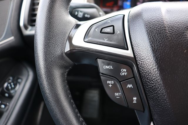2024 Ford Edge SEL photo