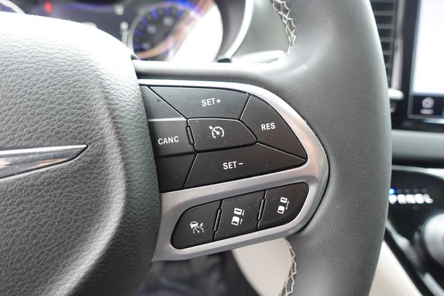 used 2022 Chrysler Pacifica car, priced at $22,235