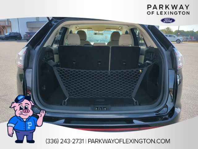 Used 2016 Black Ford SE image 29