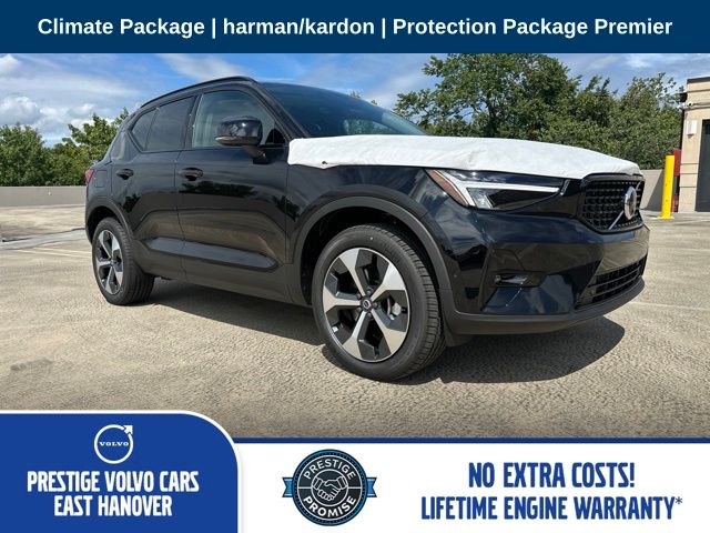 Onyx Black 2026 Volvo XC40 SUV / Crossover All-Wheel Drive Automatic