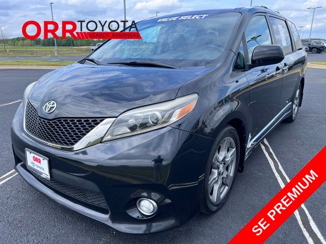 Midnight Black Metallic 2017 Toyota Sienna SE Premium 8-Passenger FWD Minivan Front-Wheel Drive 8-Speed Automatic