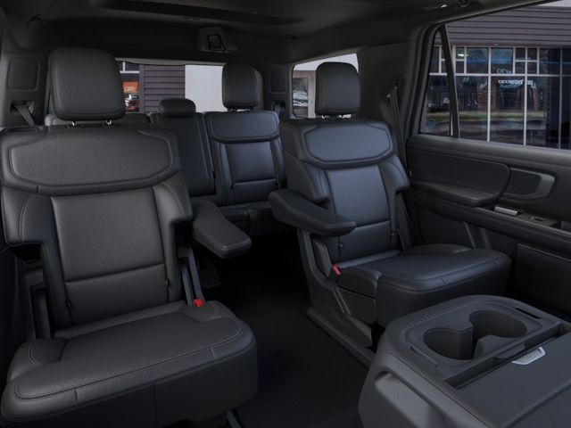 New 2026 White Ford Platinum image 11