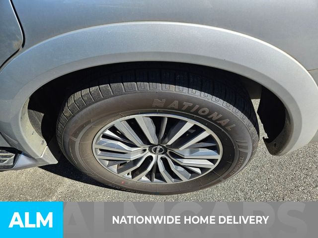 2021 Nissan Armada SL photo 3