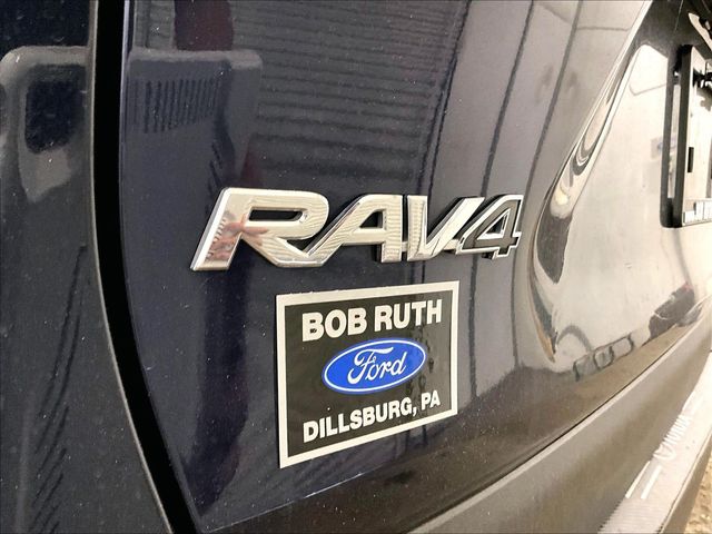 2022 Toyota RAV4 XLE  at South Hills CDJR