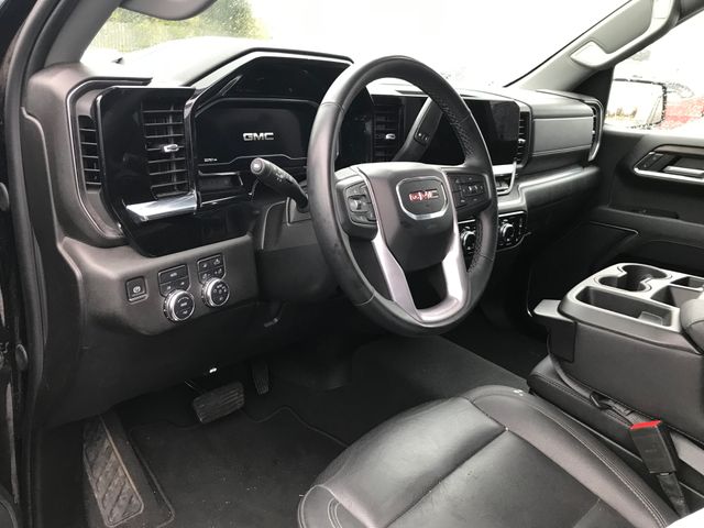 2024 GMC Sierra 1500 SLT 2