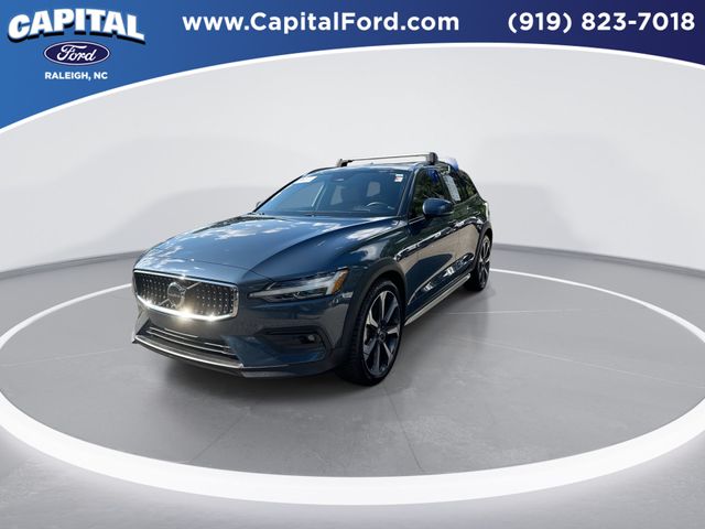 Used 2024 Blue Volvo Ultimate image 4