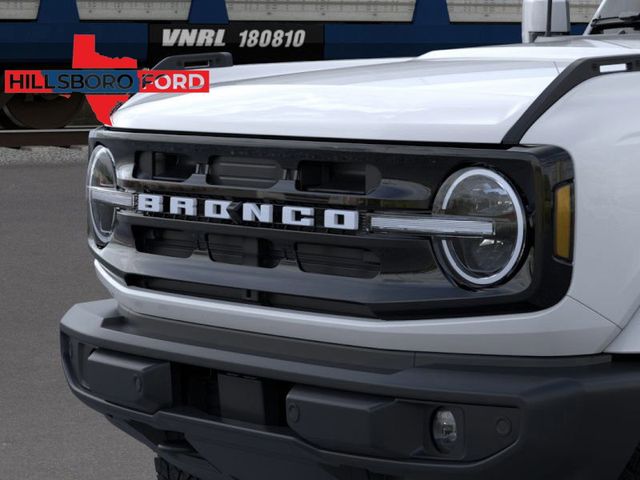 2024 Ford Bronco Outer Banks 19