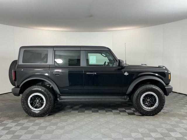 New 2026 Shadow Black Ford Outer Banks image 3