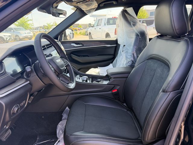 new 2026 Jeep Grand Cherokee car, priced at $37,525