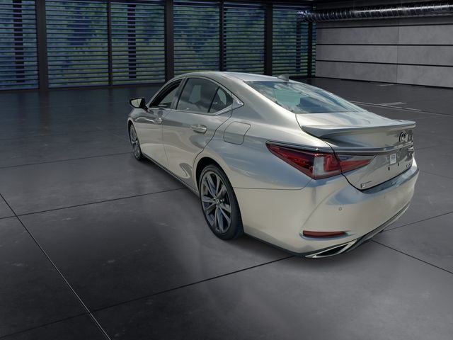 2019 Lexus ES
