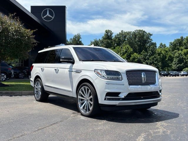White Platinum Clearcoat Metallic 2019 Lincoln Navigator Reserve 4WD SUV / Crossover Four-Wheel Drive Automatic
