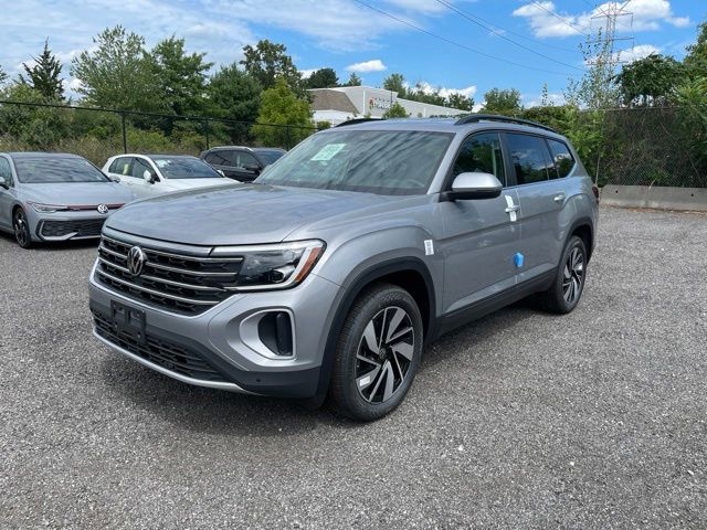 Silver Mist Metallic 2026 Volkswagen Atlas SUV / Crossover All-Wheel Drive 8-Speed Automatic