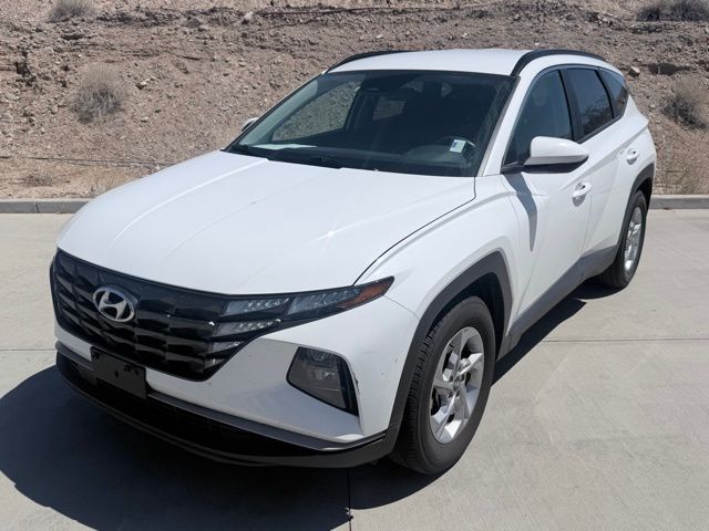 White Pearl 2024 Hyundai Tucson SEL FWD SUV / Crossover Front-Wheel Drive 8-Speed Automatic