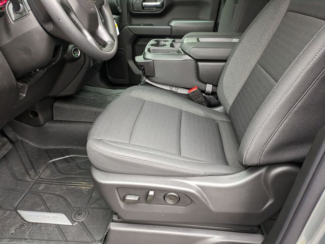 2025 Chevrolet Silverado 1500 Custom photo