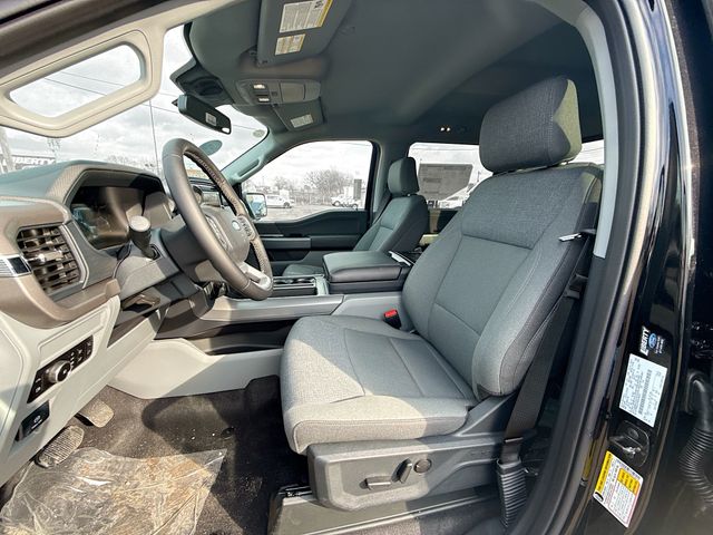2025 Ford F-150 XLT photo