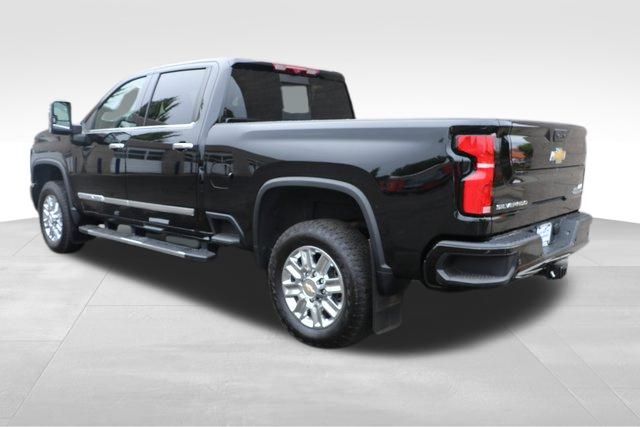 2024 Chevrolet Silverado 3500HD High Country 15