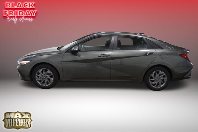 Used 2024 Hyundai Elantra SEL with VIN KMHLM4DG6RU716497 for sale in Kansas City