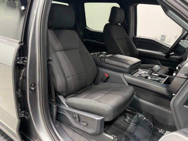 2024 Ford F-150 XLT photo