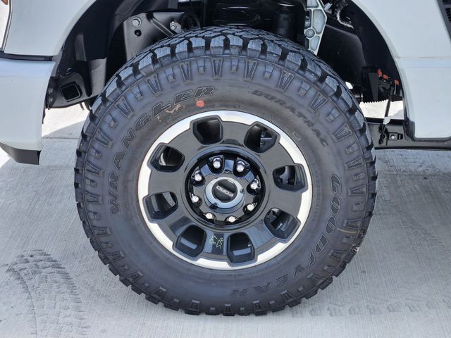 2025 Avalanche Ford F-350SD Platinum 4X4 Truck