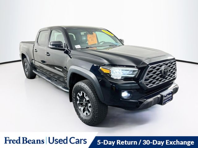 Midnight Black Metallic 2021 Toyota Tacoma Pickup Truck Four-Wheel Drive 6-Speed Automatic