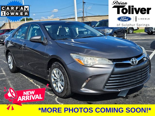 2017 Toyota Camry LE