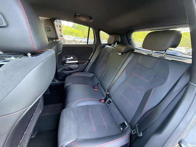 Used 2023  Mercedes-Benz GLA 250 image 23