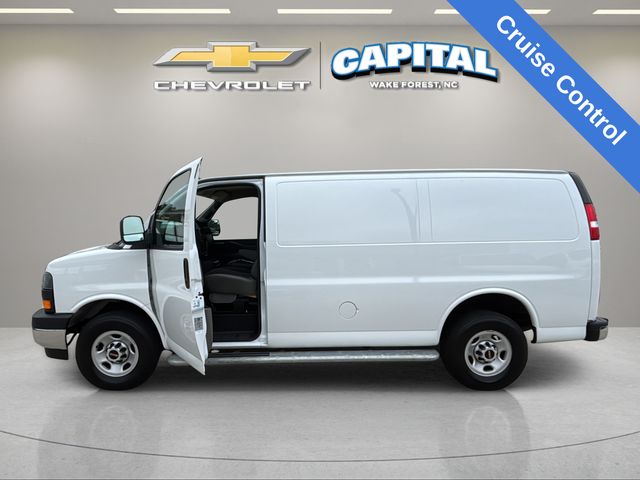 Used 2024 White GMC Work Van image 9