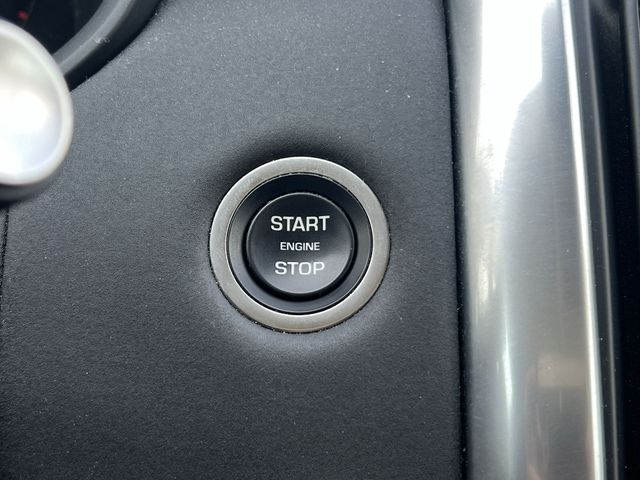 Used 2024 Black Land Rover S image 26