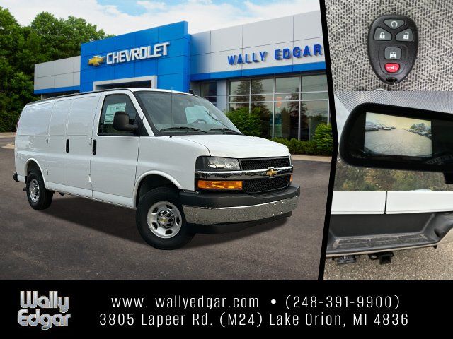 2025 Chevrolet Express Cargo 2500 RWD
