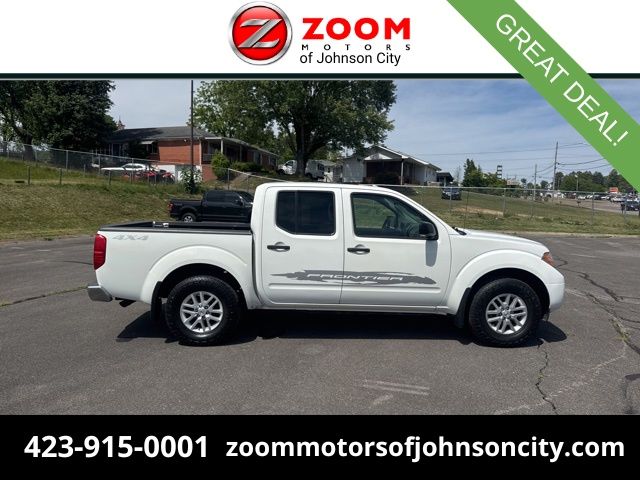  2017 Nissan Frontier SV V6 Crew Cab 4WD   