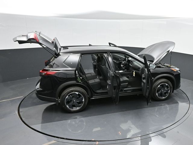 2024 Nissan Rogue SV 45