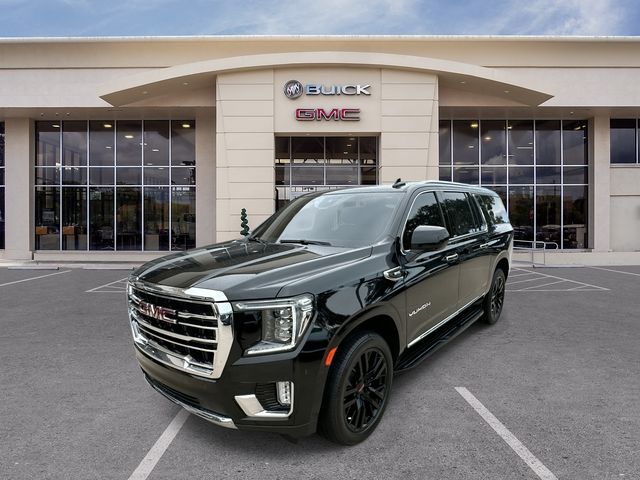 Onyx Black 2023 GMC Yukon XL SUV / Crossover 4X2