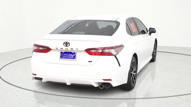 View vehicle photo 6