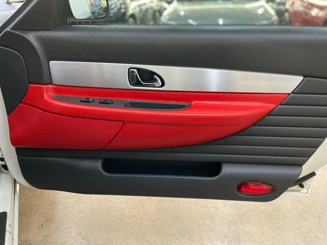 2002 Ford Thunderbird thumbnail 27