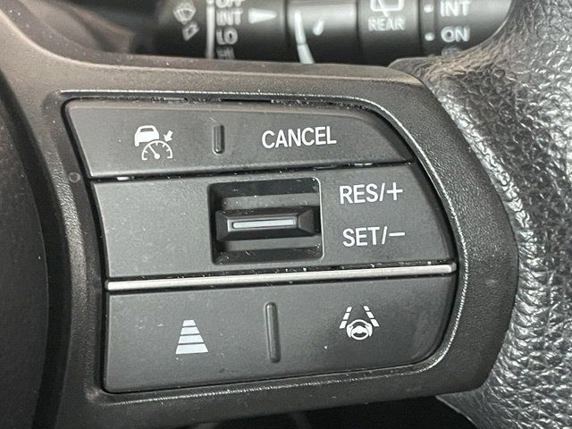 Used 2024 Platinum White Pearl Honda EX image 9