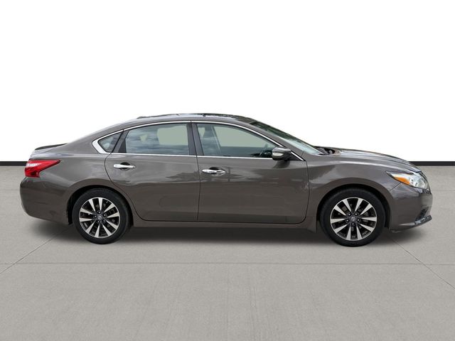 2017 Nissan Altima 2.5 SV Brown at Cook Ford