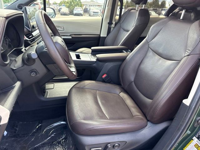 2024 Toyota Sienna - $51,888