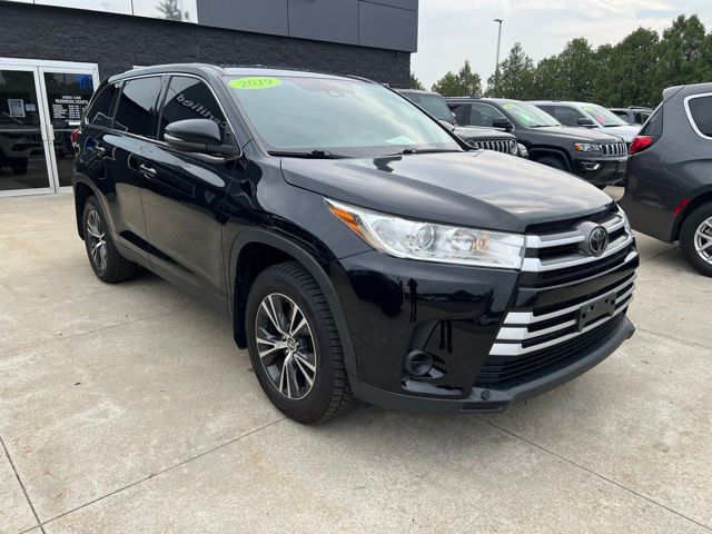 Black 2019 Toyota Highlander SUV / Crossover All-Wheel Drive 8-Speed Automatic