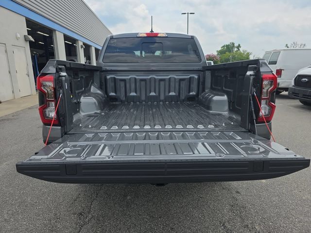 New 2026 Carbonized Gray Metallic Ford XLT image 13