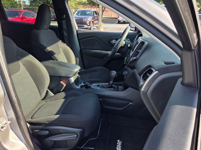 Used 2019 Jeep Cherokee SUV