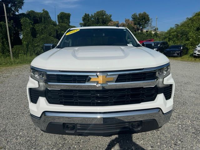 Used 2023 White Chevrolet LT image 2