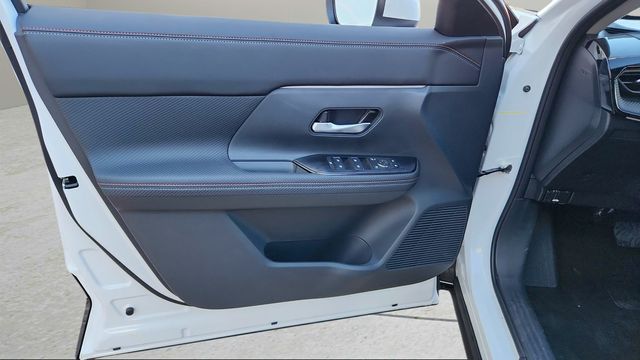 2025 Nissan Kicks