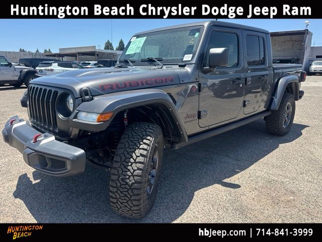 Crystal Metallic 2022 Jeep Gladiator Pickup Truck Four-Wheel Drive 8-Speed Automatic