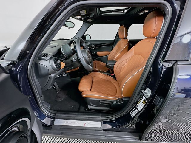 Thumbnail: 2024 MINI Cooper - 22