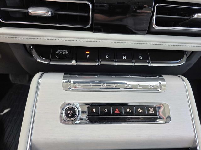 2025 Lincoln Aviator Reserve photo
