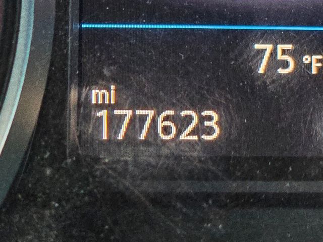 Used 2018  Volkswagen 3.6L V6 SE image 8