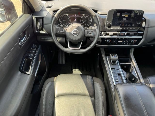 Used 2024 Nissan Pathfinder SUV